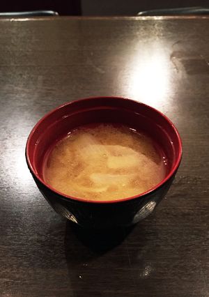 鶏皮ポン酢の茹で汁でコンソメスープ-レシピのメイン写真