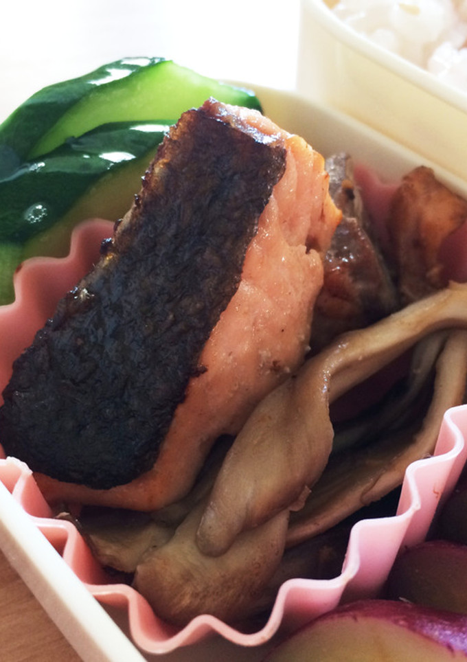 お弁当に◎鮭と舞茸のバター醤油-レシピのメイン写真