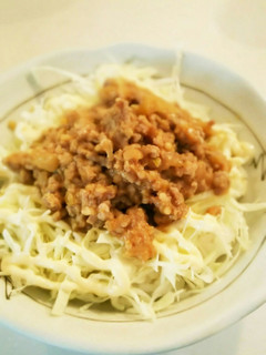 簡単ランチ‼ピリ辛肉味噌丼-レシピのメイン写真