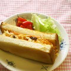 รูปของ にんじん卵サラダとハムのマヨデリサンド♪