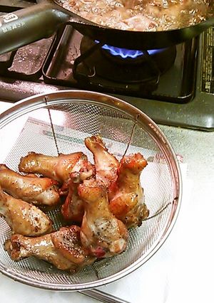 ワイン漬けの手羽元揚げ-レシピのメイン写真