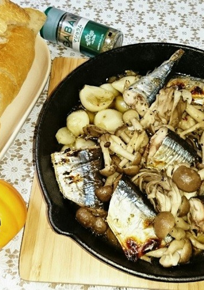 秋刀魚ときのこのアヒージョ❤マジョラム-レシピのメイン写真