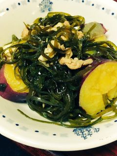 秋味♡さつまいもと昆布の煮物-レシピのメイン写真