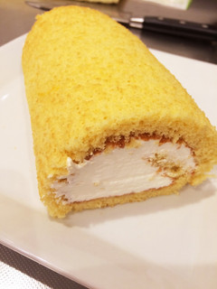 ホットケーキミックスで簡単ロールケーキ-レシピのメイン写真
