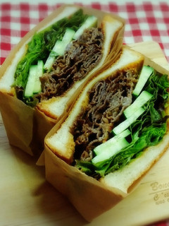 焼き肉韓国風ピリ辛マヨのホットサンド-レシピのメイン写真