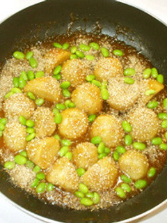 里芋のゴマ味噌煮♪簡単里芋の煮っころがし-レシピのメイン写真