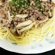 シメジと挽肉のあんかけパスタ