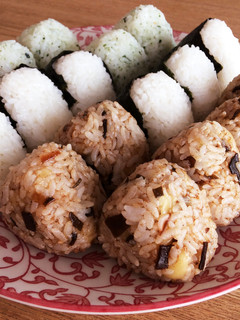 おかか昆布とチーズのおにぎり-レシピのメイン写真