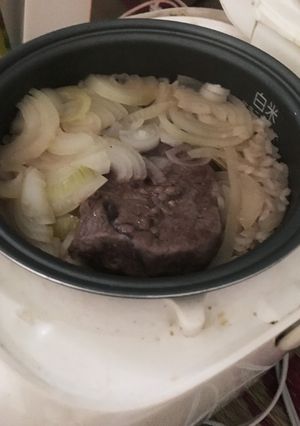 牛肉ステーキと炊き込みご飯-レシピのメイン写真