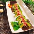 大葉香るアボカドのベーコンチーズ巻き