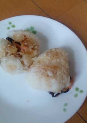 昆布とシャケの焼きおにぎり-レシピのメイン写真