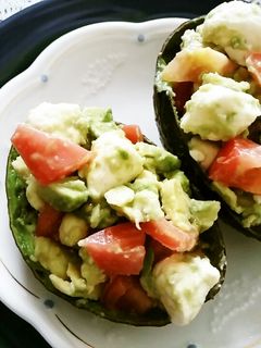 アボカドボート♡ココット♪-レシピのメイン写真