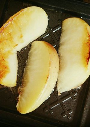 ホットサンドメーカーde焼きりんご-レシピのメイン写真
