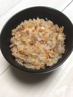 トマトジュースを使った炊き込みご飯-レシピのメイン写真