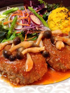レンチンで簡単♥️トマト煮込みハンバーグ-レシピのメイン写真