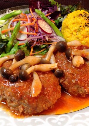 レンチンで簡単♥️トマト煮込みハンバーグ-レシピのメイン写真