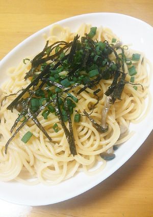 簡単！混ぜるだけ！にんにく薫る和風パスタ-レシピのメイン写真