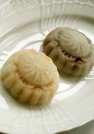 花生冰皮月餅（ピーナッツあん月餅）-レシピのメイン写真