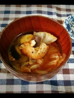 キャベツとなすのおみそ汁-レシピのメイン写真