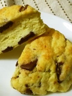 HMと強力粉でザクザク簡単チョコスコーン-レシピのメイン写真