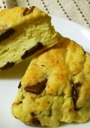 HMと強力粉でザクザク簡単チョコスコーン-レシピのメイン写真