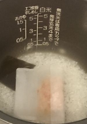 離乳食初期 昆布と鰹出汁の１０倍粥-レシピのメイン写真