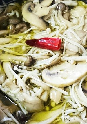 たっぷりきのこのオイルコンフィ♪-レシピのメイン写真