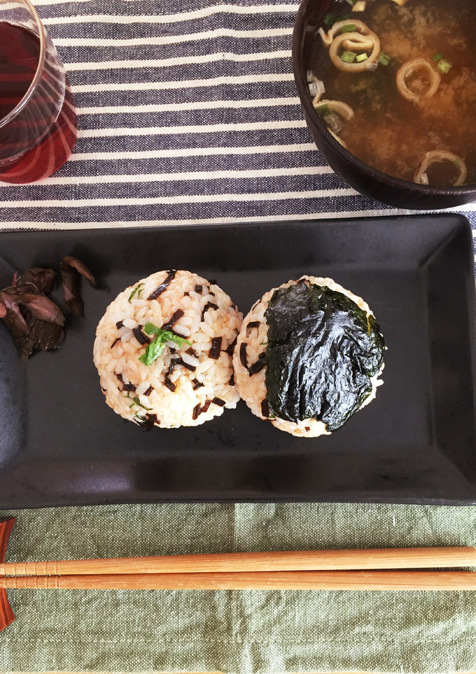 ふじっ子ごま昆布と明太チーズのりおにぎり-レシピのメイン写真