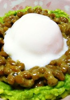 アボカド納豆温玉のせ-レシピのメイン写真