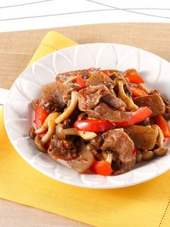 こんにゃくときのこと牛肉のピリ辛炒め-レシピのメイン写真