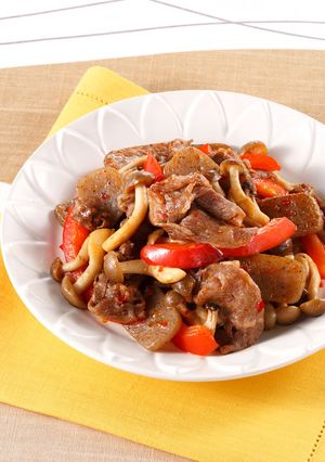 こんにゃくときのこと牛肉のピリ辛炒め-レシピのメイン写真