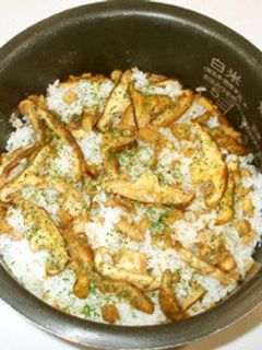 シイタケの炊き込みご飯・混ぜご飯♪簡単!-レシピのメイン写真