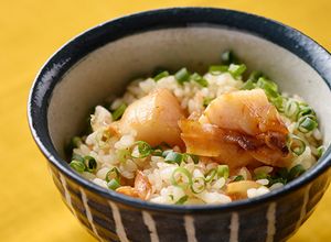 ほたてのバターしょうゆ炊き込みごはん-レシピのメイン写真