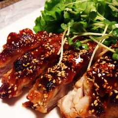 รูปของ 鶏もも肉の韓国風照り焼き