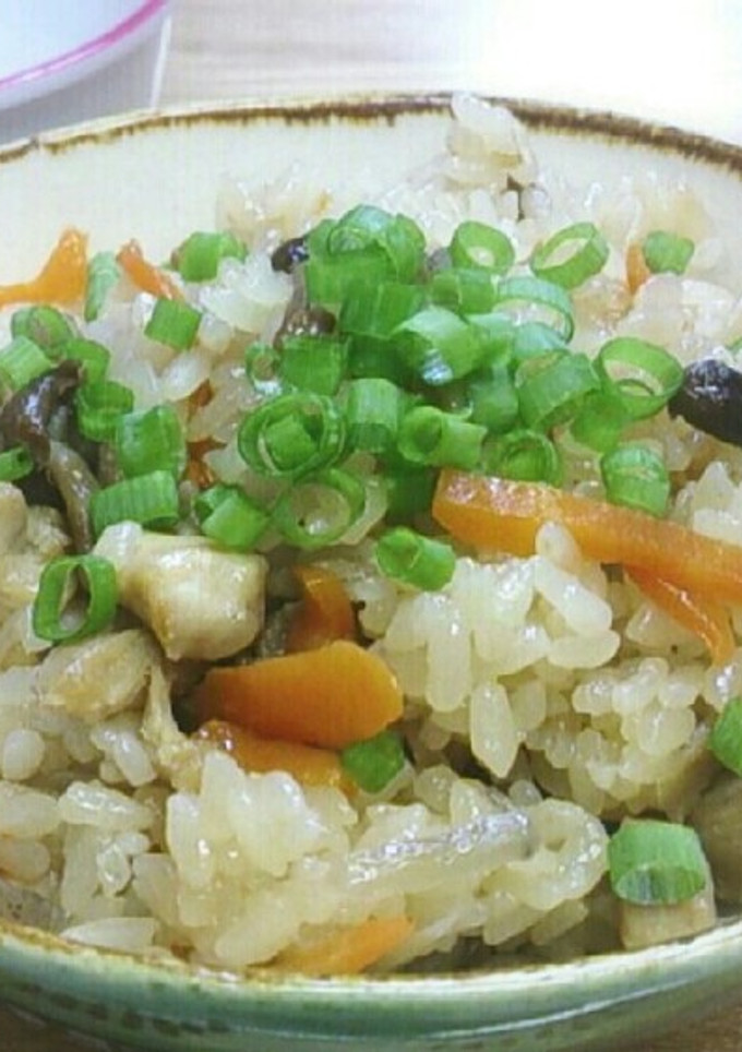 炊飯器でもちもち ＊鶏ごぼうおこわ＊-レシピのメイン写真