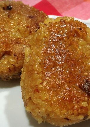ごま香る！みつせ鶏焼きかしわおにぎり-レシピのメイン写真