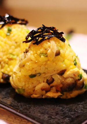 和風パエリアおにぎり　昆布のトッピング-レシピのメイン写真