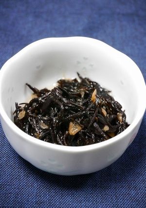 レンジで簡単！ひじきの梅甘すっぱ煮-レシピのメイン写真