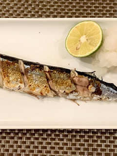 片付け楽ちん✨フライパンでサンマの塩焼き-レシピのメイン写真