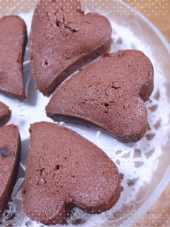 チョコいらずココアカップケーキ*・°-レシピのメイン写真