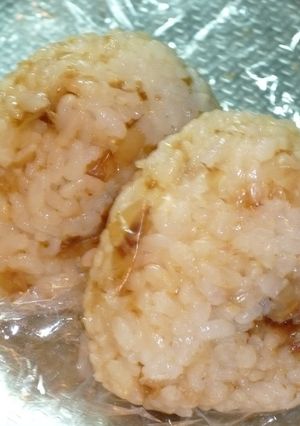 お弁当に！簡単チーズおかか♪おにぎり☆-レシピのメイン写真