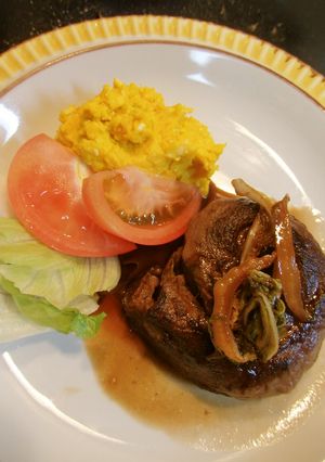 薄切り肉で渦巻きソテー-レシピのメイン写真