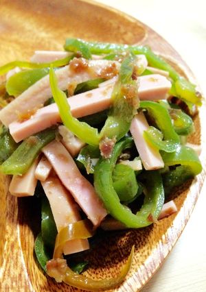 レンジで簡単♪ピーマン魚肉ソーセージ炒め-レシピのメイン写真