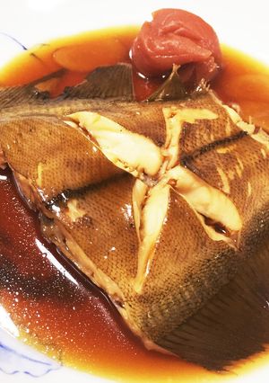 カレイの煮付け♡梅干と生姜でまろやか煮汁-レシピのメイン写真