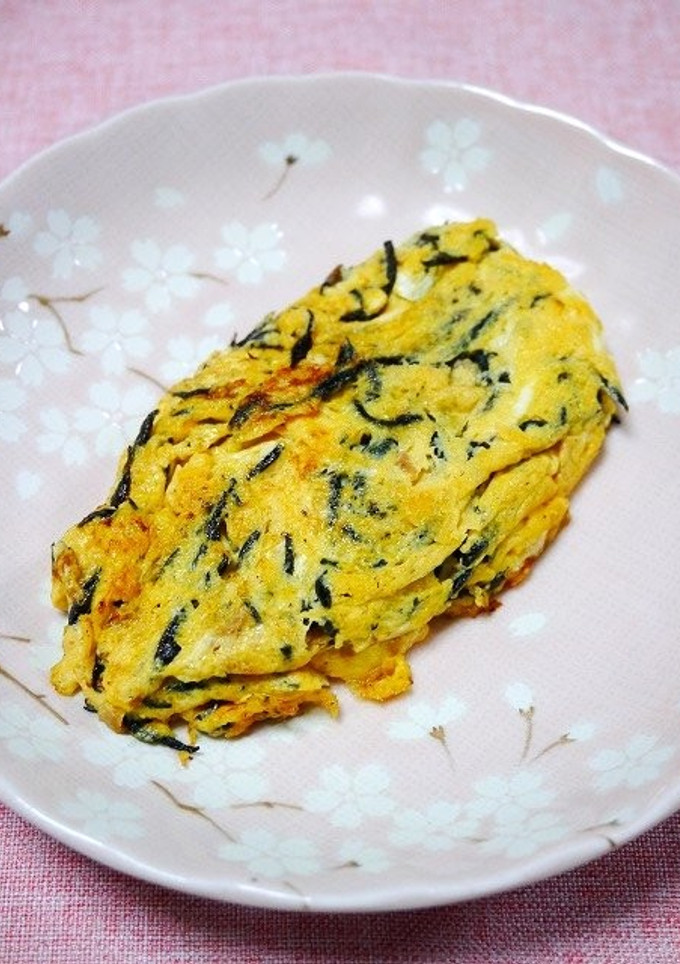 簡単！梅ひじきの卵焼き-レシピのメイン写真