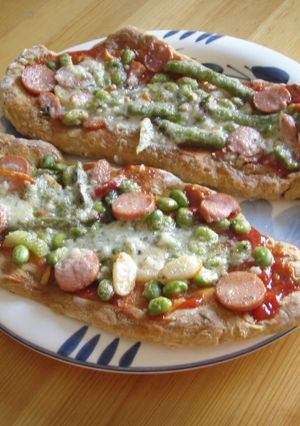 。枝豆カレーナンピザ。-レシピのメイン写真
