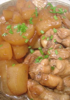 鶏手羽と大根のしょうゆ煮-レシピのメイン写真