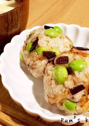 桜海老と枝豆のよろこんぶおにぎり-レシピのメイン写真