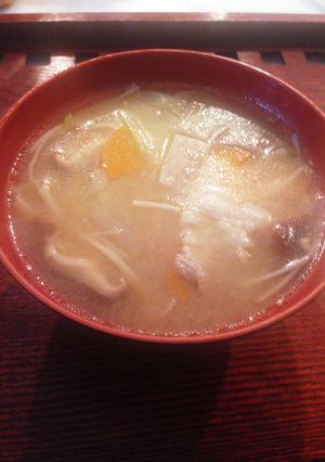 野菜いっぱいいれてほしいトン汁-レシピのメイン写真