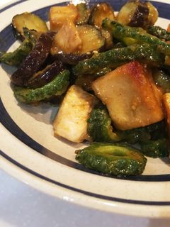 鶏胸肉とゴーヤのカレー炒め-レシピのメイン写真
